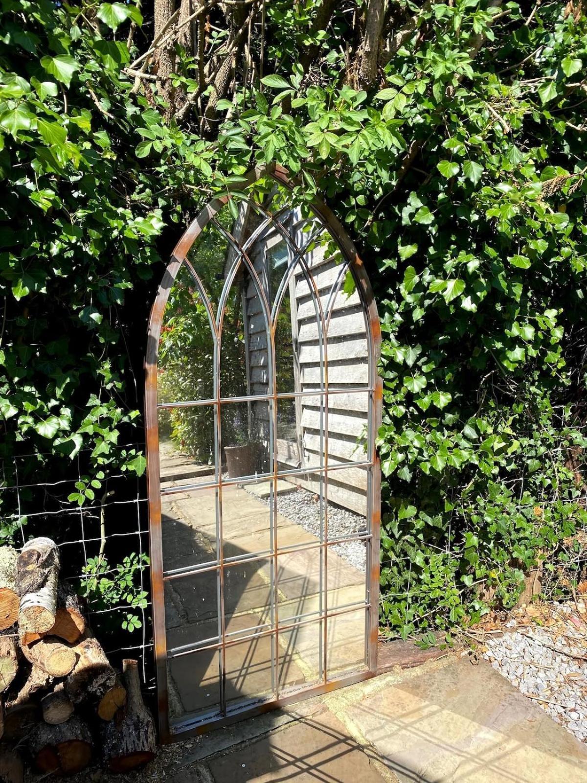 Vila The Tool Shed Nestled In Idyllic Countryside Linchmere Exteriér fotografie